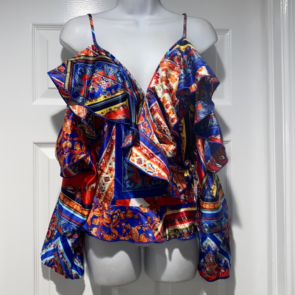 Top Cold Shoulder Top Venus Sz 10